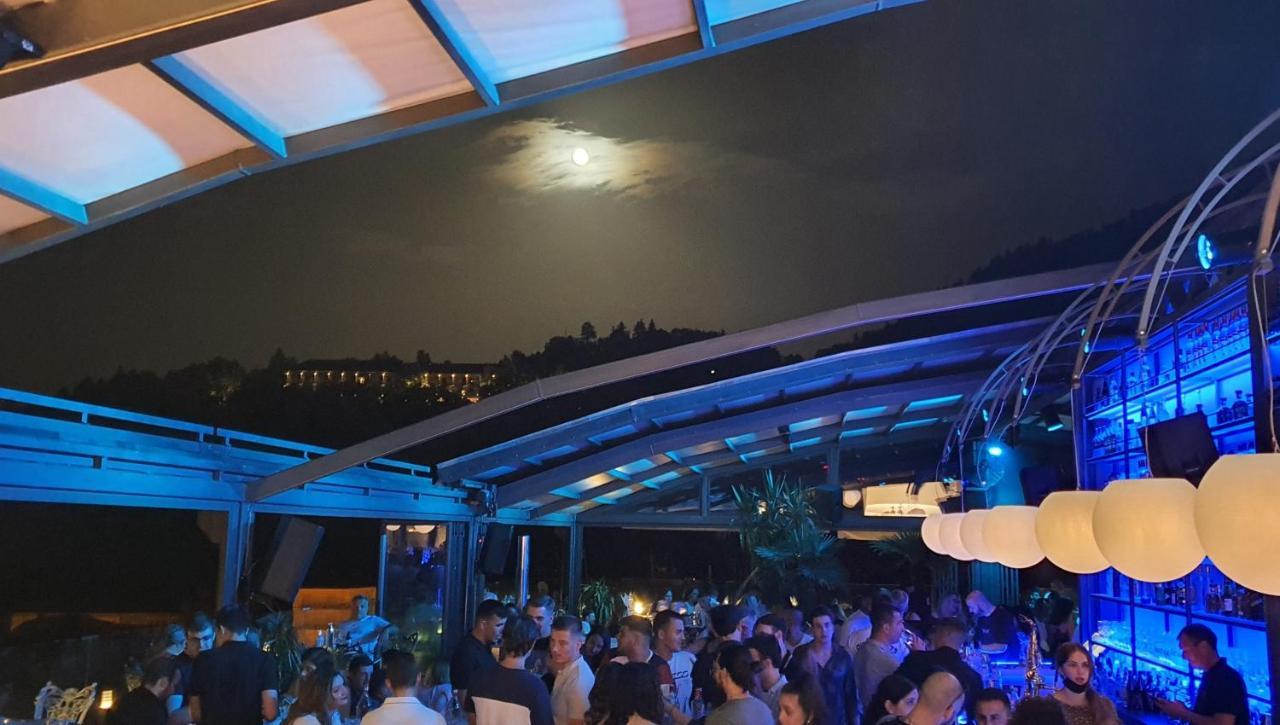 Lingos Hotel Lerin Kültér fotó