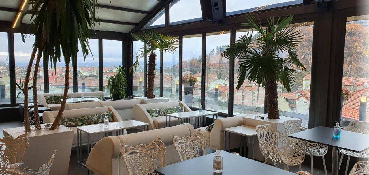 Lingos Hotel Lerin Kültér fotó